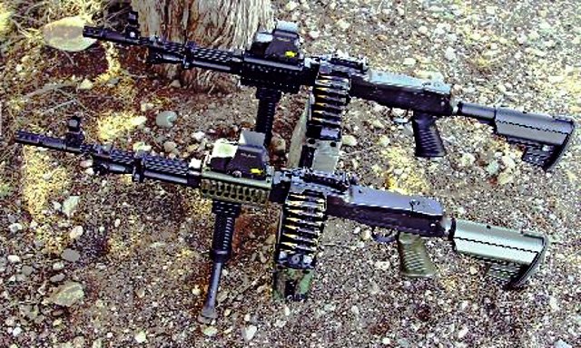 РПД по-американски. В США модернизировали пулемёт, снятый с вооружения ВС СССР полвека назад. Пара модернизированных американцами РПД: на переднем плане в калибре 6,8mm Remington SPC, на заднем в родном 7,62х39
