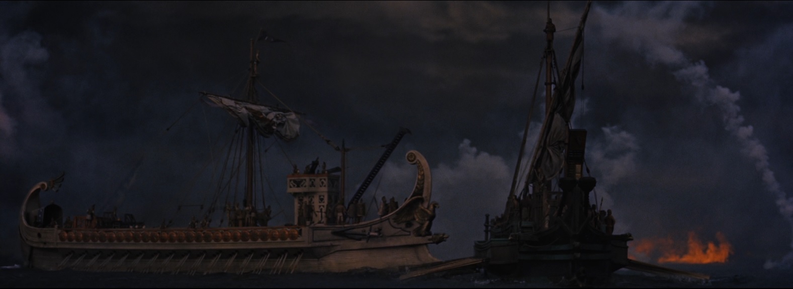 Таран на корабле. Таран корабля древний. Корабельный Таран древний.