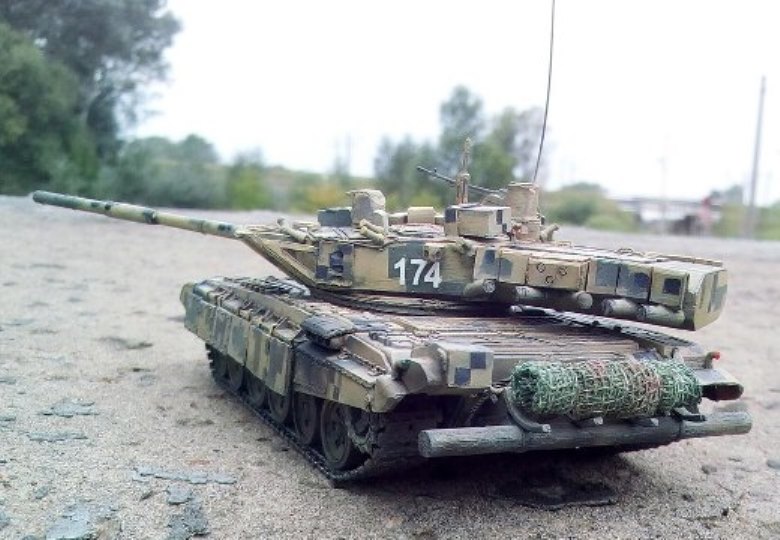 Такой могла быть Армата или брат "Черного орла" – Т-90М «Бурлак». Россия