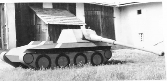 Опытная САУ Krupp-Steyr Waffentrager 8.8cm KwK 43 L/71. Германия