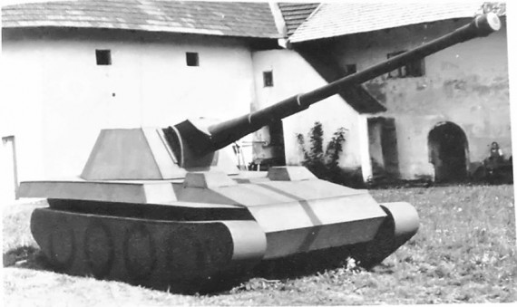 Опытная САУ Krupp-Steyr Waffentrager 8.8cm KwK 43 L/71. Германия