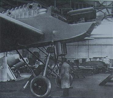 «Второй» V-образный двенадцатицилиндровый авиационный двигатель фирмы Jumo L88. Германия