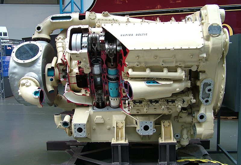 Дизельный двухтактный двигатель Napier-Deltic. Великобритания
