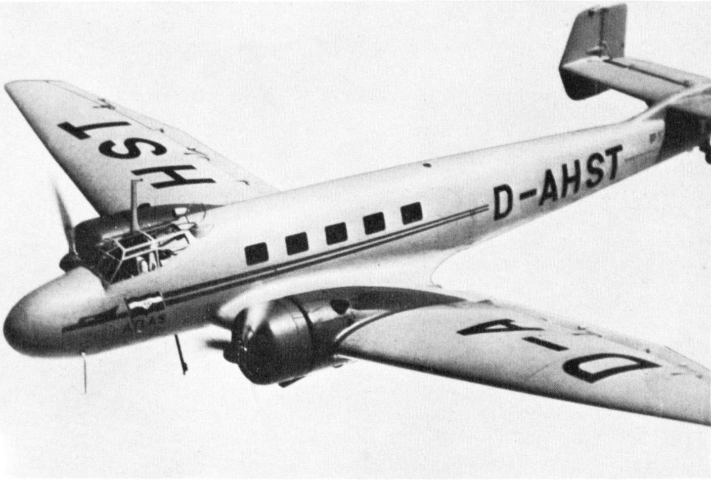 Пассажирский самолёт Junkers Ju 86. Германия
