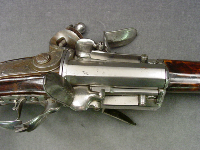 Голландский трехзарядный кремневый пистолет