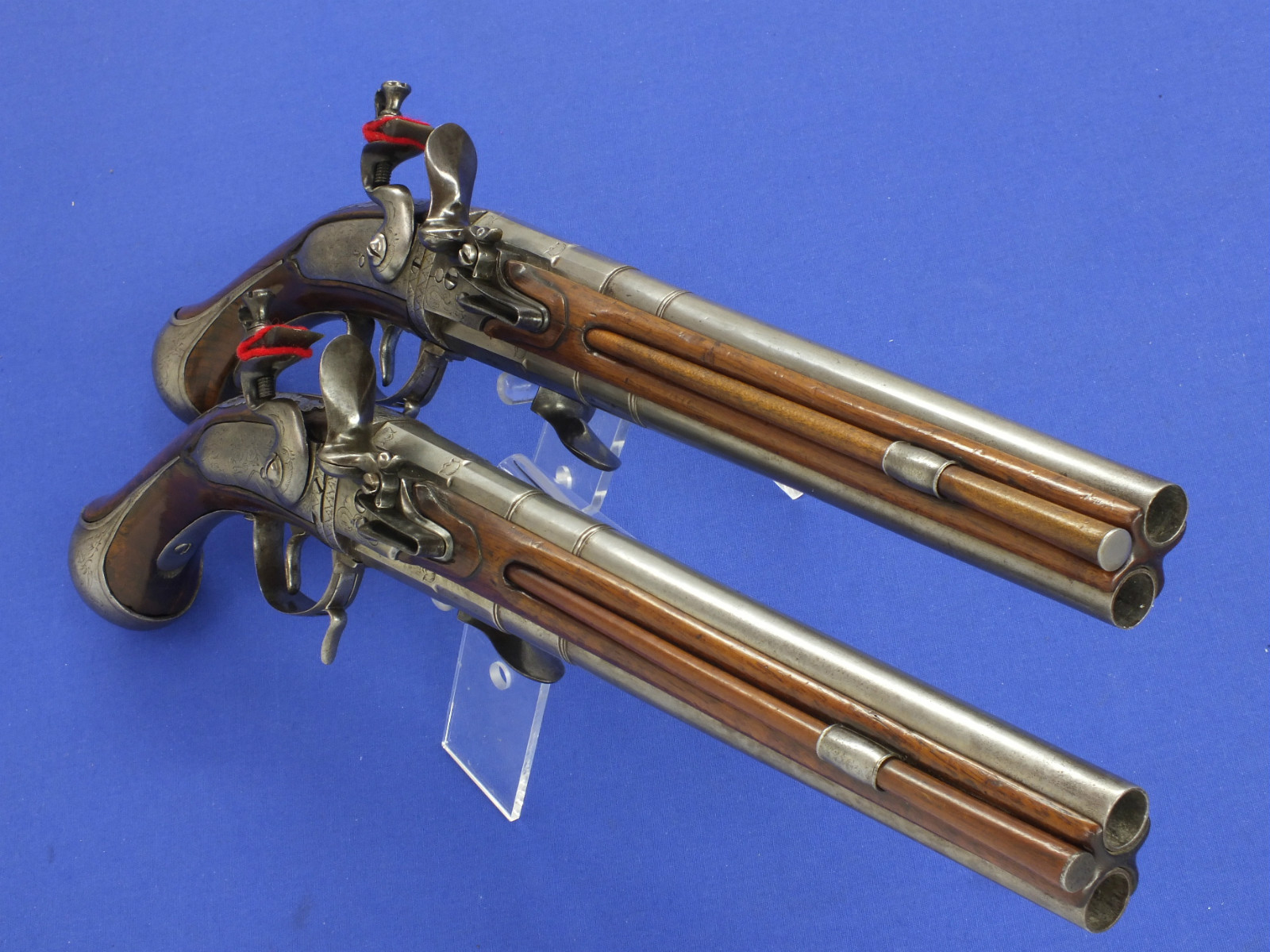 Голландские двуствольные кремневые пистолеты 1670 года