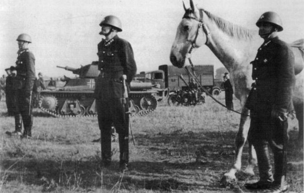 "Поднят меч Правды"          kaminec         June 22nd, 10:53      Current Music:   Русское Освободительное Движение 1917 - 1945