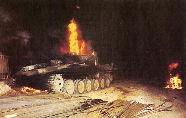 Летят самолеты и танки горят...Меркава мк1 подбитый в ночном бою пригород Бейрута 1982 год