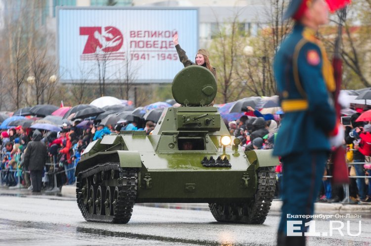 Парад победы верхняя пышма 2024. Парад Победы в верхней Пышме. Сибай парад Победы. Парад в верхней Пышме 9 мая 2021 года.