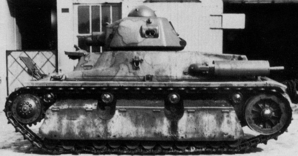 H 39, получивший ходовую часть AMX
