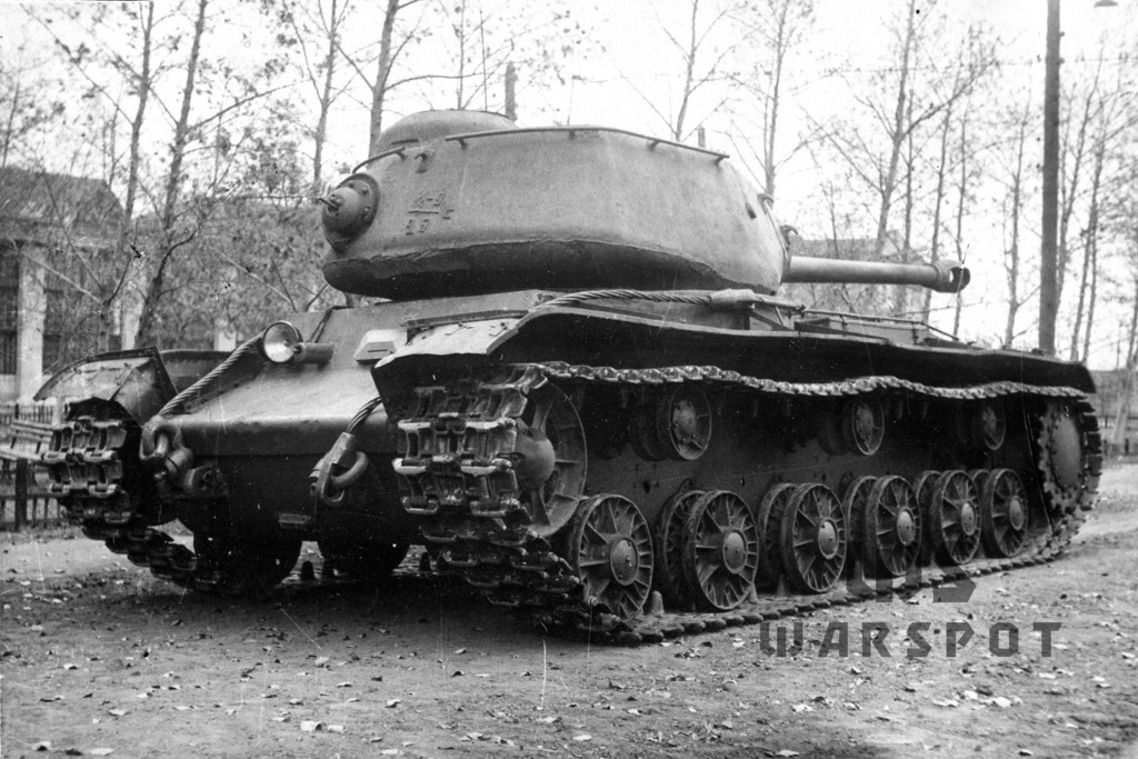 КВ-122. Челябинск, весна 1944 года