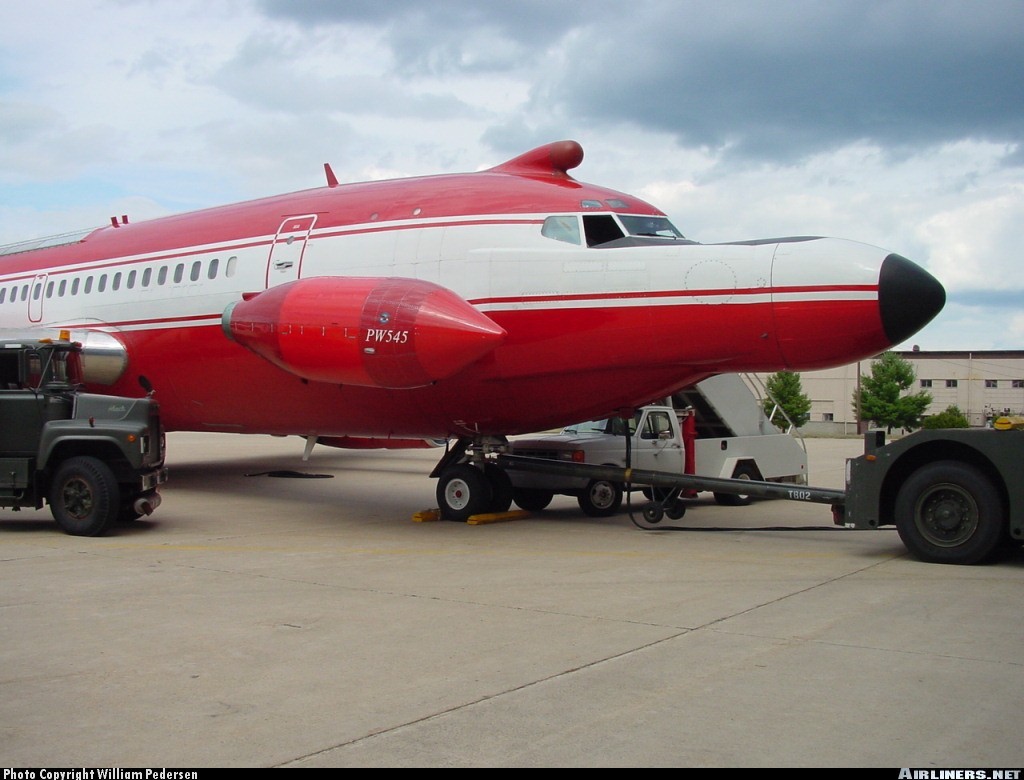 Дали канадцам "Боинг"... Boeing 720/FTB 1