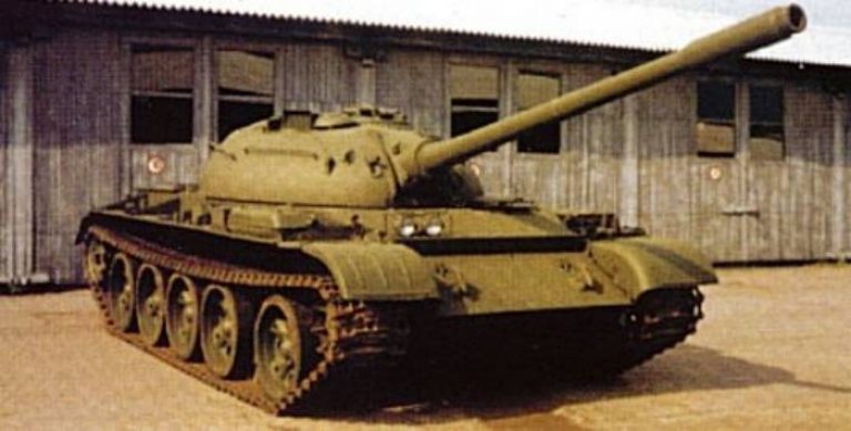 Cоветский танк Т-54.
