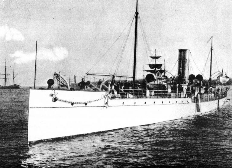Динамитный крейсер Vesuvius