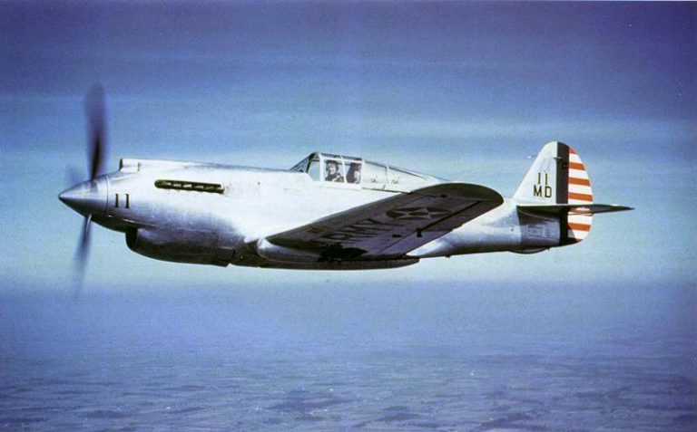 Curtiss XP-40