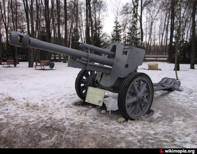 Немецкая 105 мм гаубица