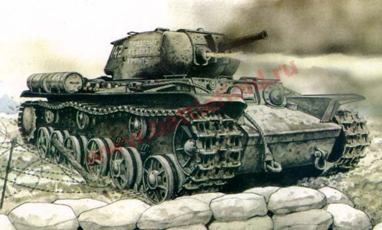 Это другой огнемётный танк. КВ-8 с огнемётом в башне и заменой пушки на 45-мм образца 1934 года. До 1943 года, на ЧТЗ выпущено 137-139 шт (вместе с КВ-8с).