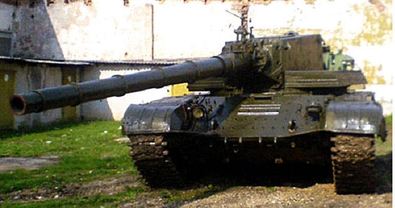 Экспериментальная установка 152-мм пушки 2А83 на шасси Т-72. Полигон Догуз.