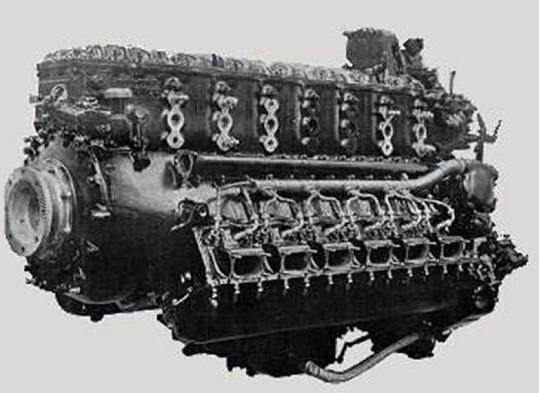 Двигатель Юнкерс Jumo 210.
