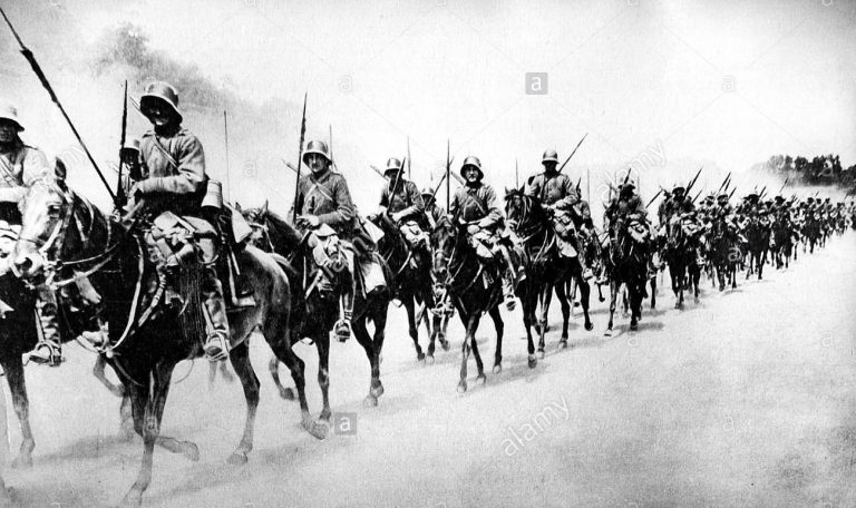Немецкие кавалеристы.