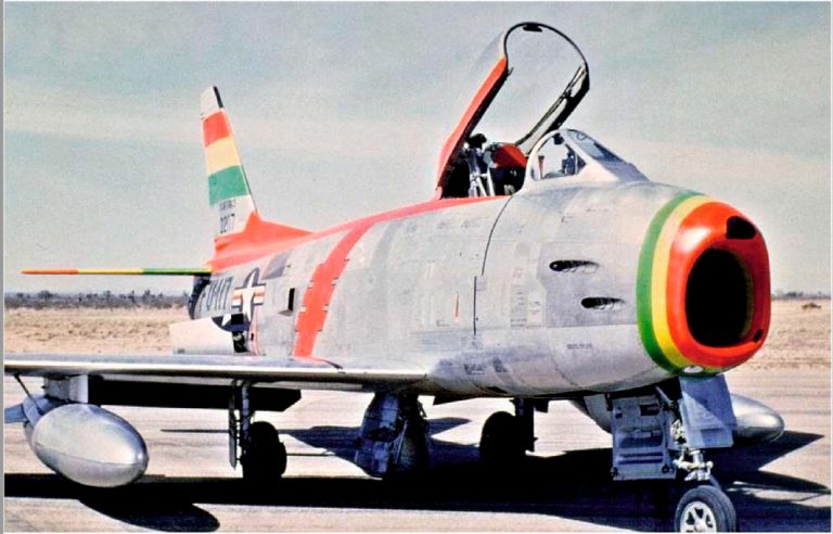 Красив. North American F-86 Sabre и программа Gunval