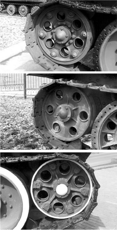 Ведущие колеса танков Т-34 разных периодов выпуска. Вверху— раннего образца, с фиксацией осей роликов корончатыми гайками. В центре — цельнолитое без роликов образца 1942 года. Внизу — позднего образца с фиксацией осей роликов чеками.