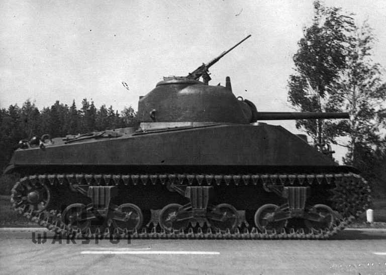 Технически эти машины относились к типичным M4A4 выпуска лета-осени 1942 года