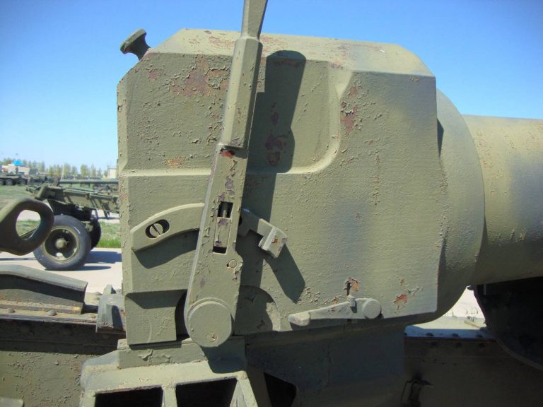 Опытная противотанковая пушка М-75 107-мм