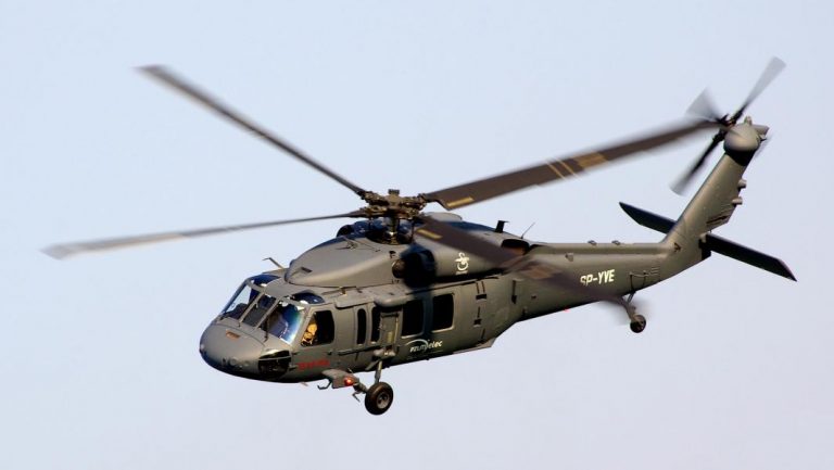 «Черный ястреб» (англ. Black Hawk) — американский многоцелевой вертолет Фото: commons.wikimedia.org/Jakub Hałun