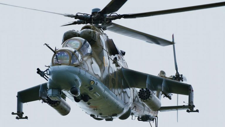 Вертолет Ми-24 на совместном военном антитеррористическом командно-штабном учении