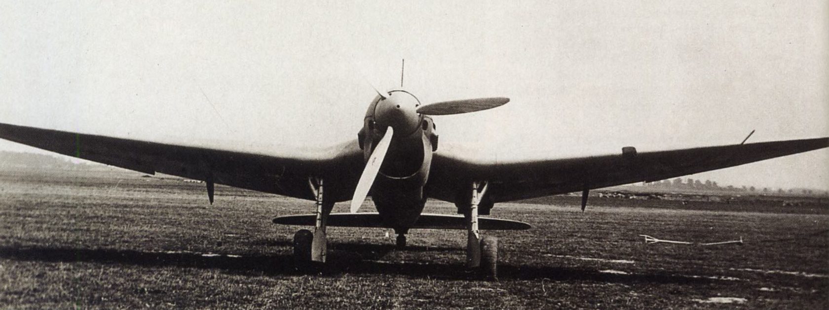 Опытные пикирующие бомбардировщики Heinkel He 118. Германия