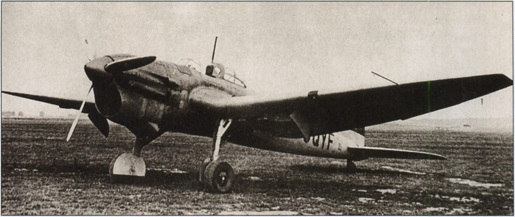 Опытные пикирующие бомбардировщики Heinkel He 118. Германия