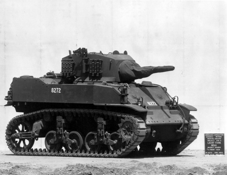 М5А1 выпуска Massey-Harris, июнь 1943 года. Такими были танки средних серий