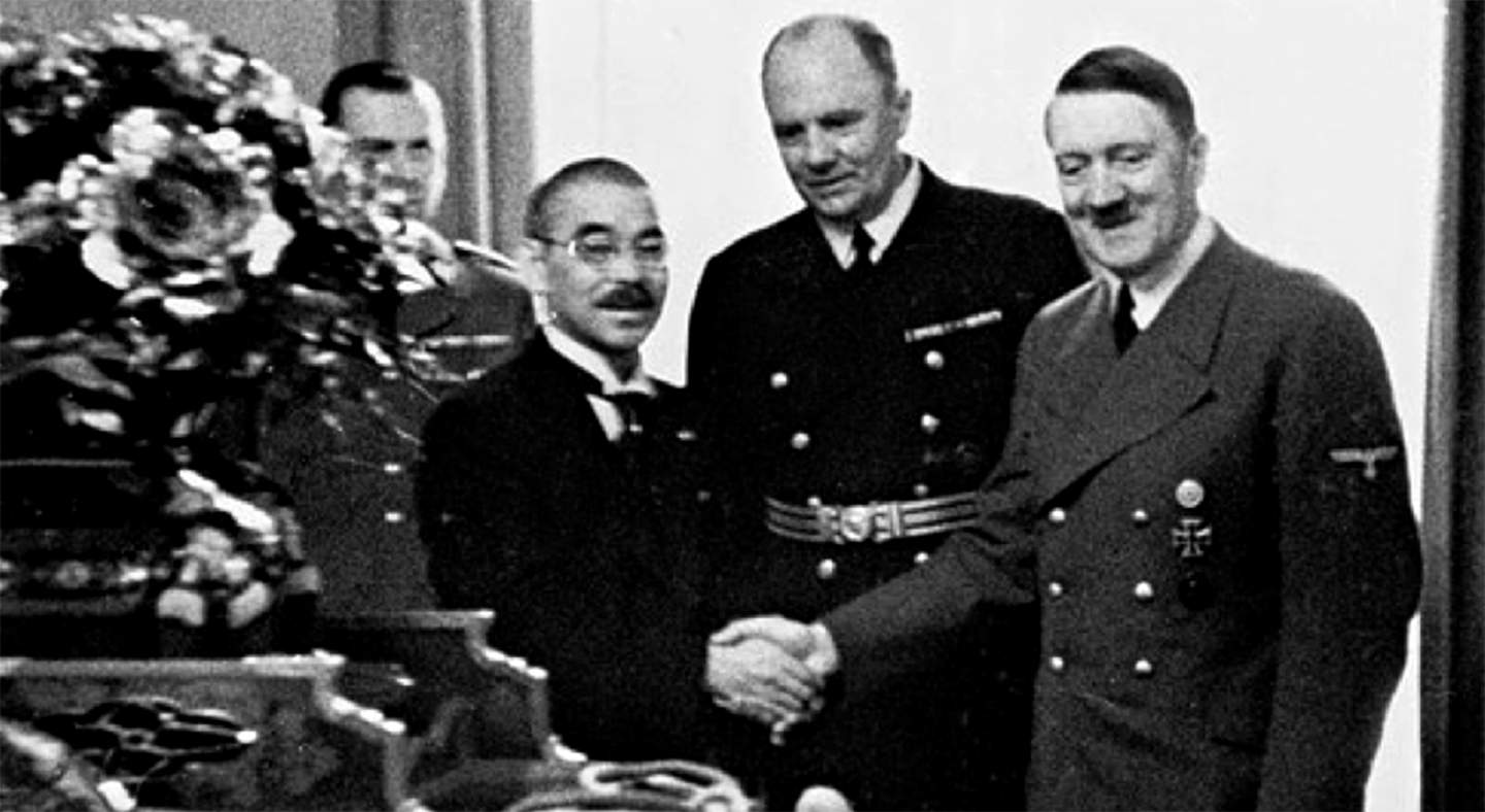 Переговоры гитлера. Япония подписала с Германией Антикоминтерновский пакт. Берлинский пакт.