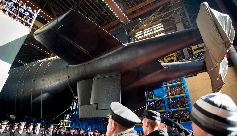 Наследница «Акул» - в России спущена на воду самая большая подводная лодка в мире
