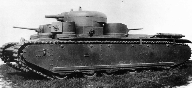 Первый опытный вариант 35-тонного танка прорыва Т-35-1