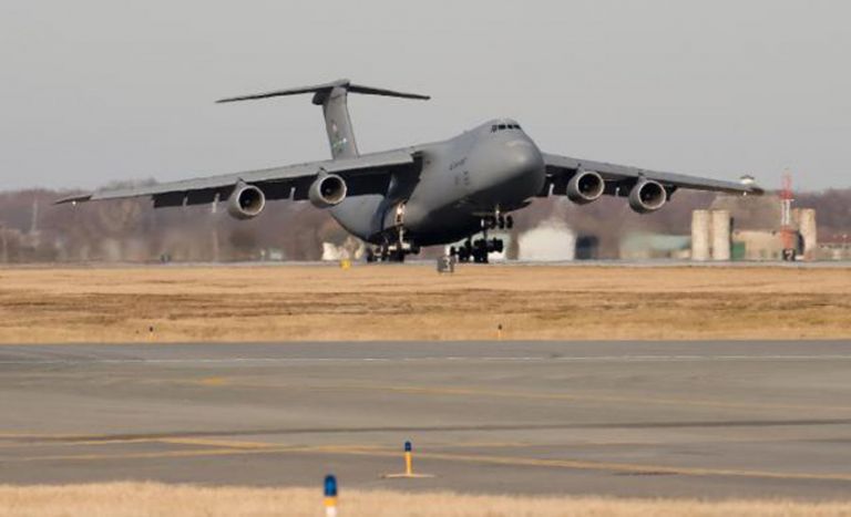 Наибольший объем воздушных перебросок войск и грузов в интересах НАТО выполняется самолетами командования воздушных перебросок ВВС США 