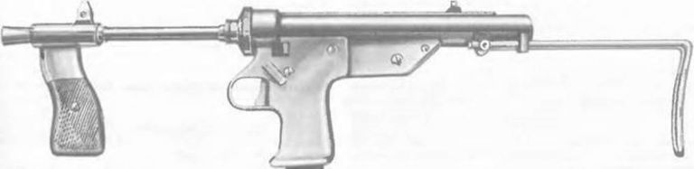 Пистолет-пулемет «Кокода» с выдвинутым прикладом и без магазина.