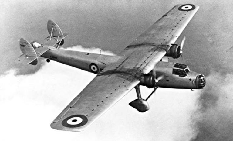 прототип Bristol Type 130 (военный номер K9583) в окончательном варианте с с двигателями Bristol Pegasus XXII