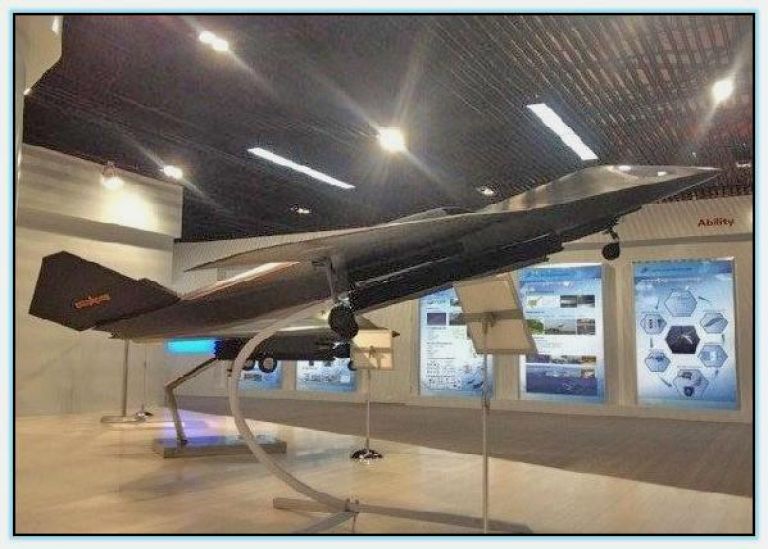 Проект перспективного среднего бомбардировщика JH-X (H-18). Китай