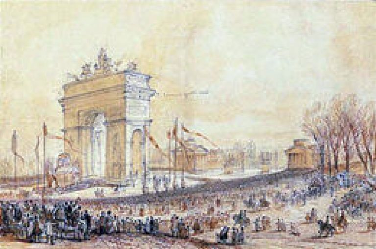 Триумфальная арка, символ наполеоновских побед