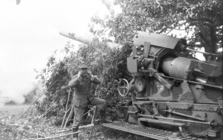 17 cm K i. Mrs. Laf. в Нормандии, июнь 1944 года.bundesarchiv.de