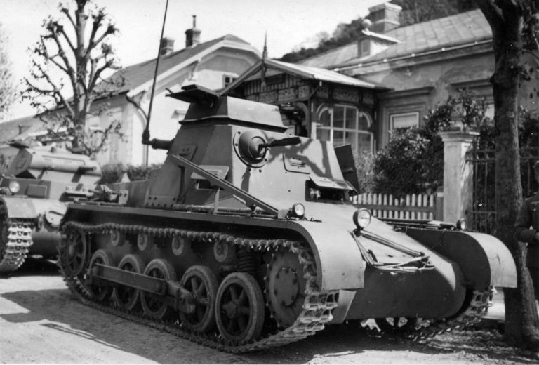 Kleiner Panzerbefehlswagen с командирской башенкой первого типа