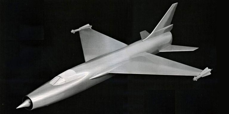 Официально немцы начали работы над авиацией в 1955 году, неофициально многие фирмы занимались этим с начала 50-х. В Heinkel с 1951 года работали над сверхзвуковым перехватчиком для Египта. В итоге этот проект стал основным конкурентом закупки F-104