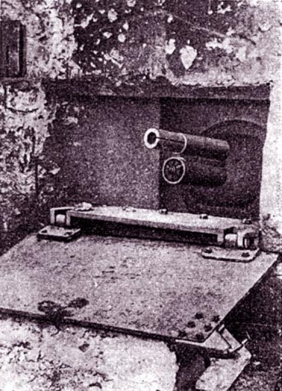 Немецкая фотография захваченного капонира