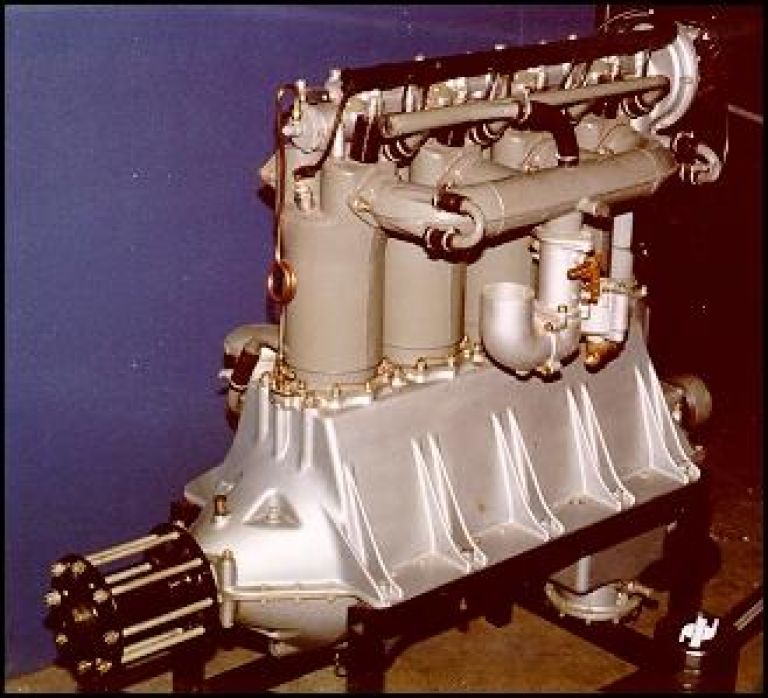 Двигатель «Либерти» L-4