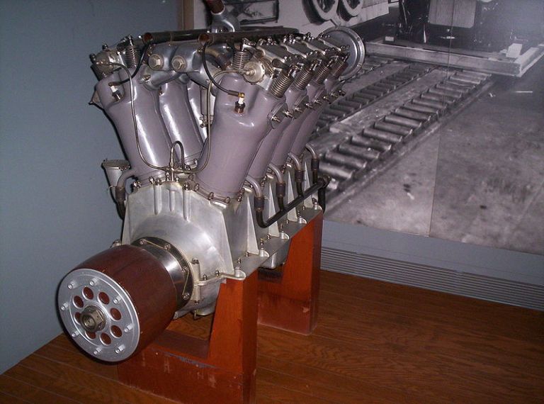 Двигатель «Либерти» L-8