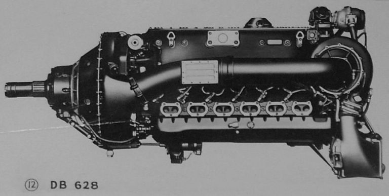 Двигатель Daimler-Benz DB 628 (хорошо видна и первая и вторая ступени турбины)
