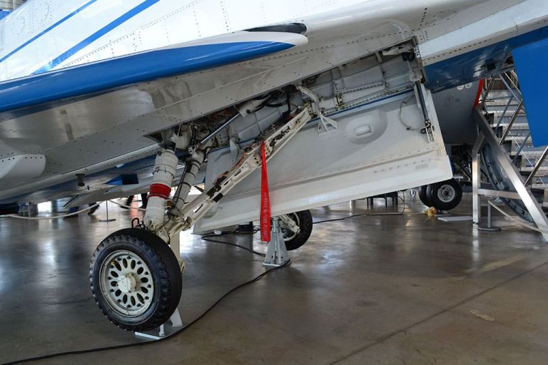 Правая основная опора шасси самолета Х-31АФото: С.Г. Мороз