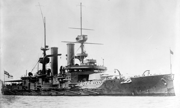 Ваканто и Окупанто Английского Королевского флота. Броненосцы "Свифтшур" и "Триумф"